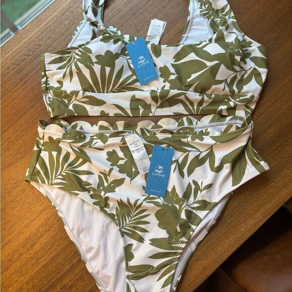 Cupshe Green and White Leaf Print Bikini - Picture 4 of 9